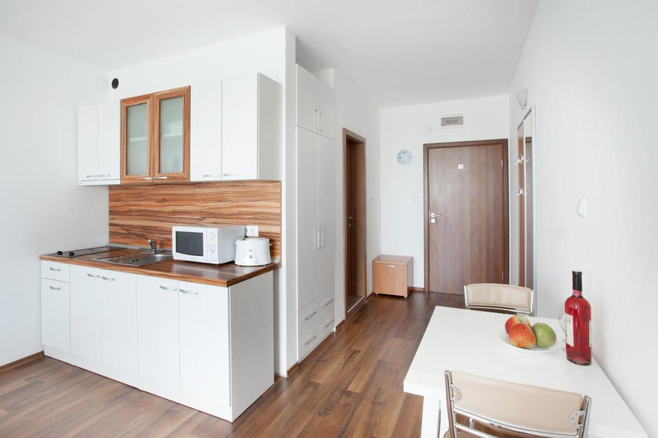 Vilmar Aparthotel Pomorie Kültér fotó
