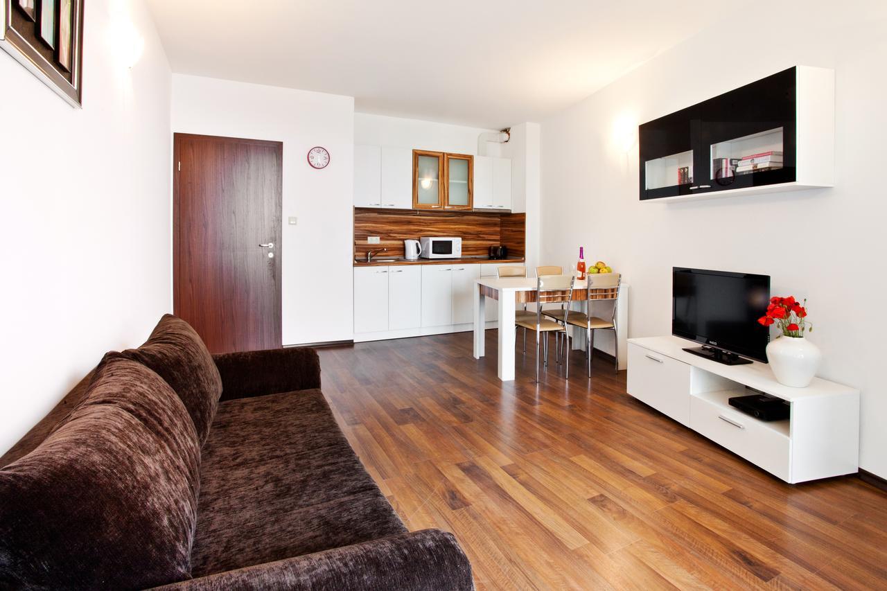 Vilmar Aparthotel Pomorie Kültér fotó