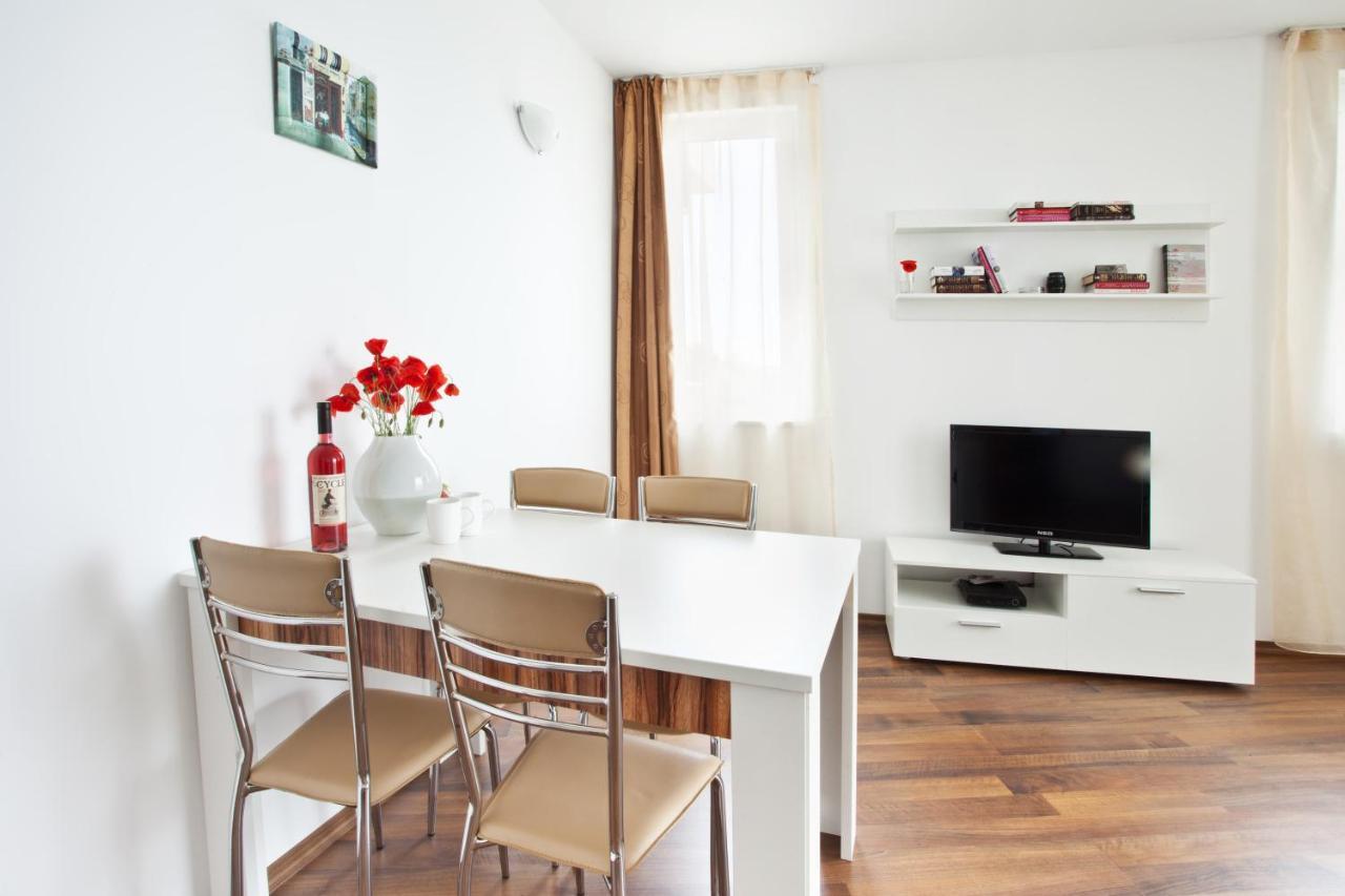 Vilmar Aparthotel Pomorie Kültér fotó
